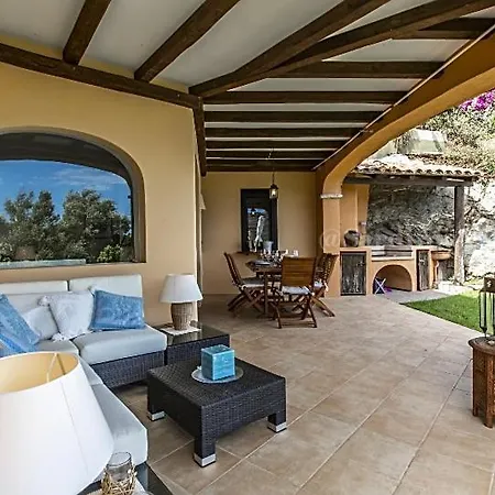 Belvedere Con Jacuzzi *